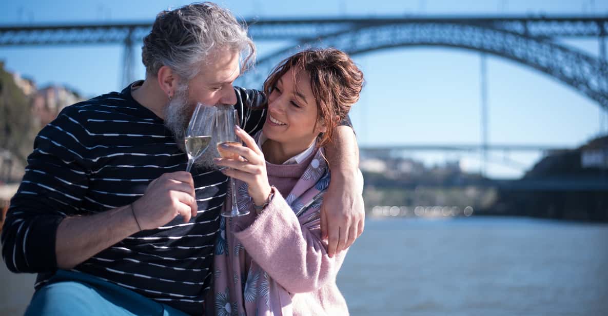 Da Porto: crociera privata in barca a vela sul fiume Douro