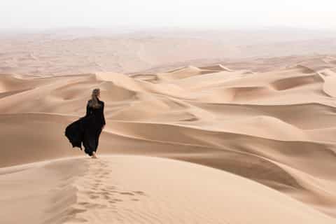 Dubai: Morning Desert Safari with Sandboarding & Camel Ride