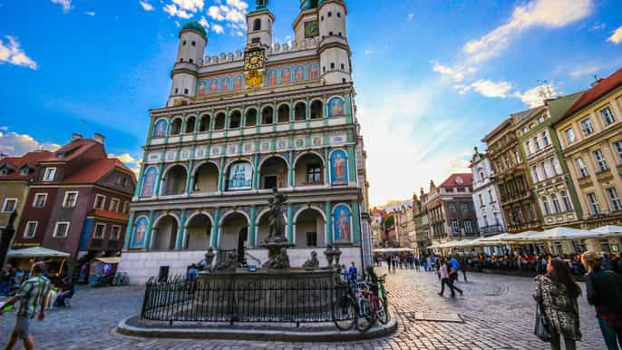 poznan private city walking tour from cathedral island