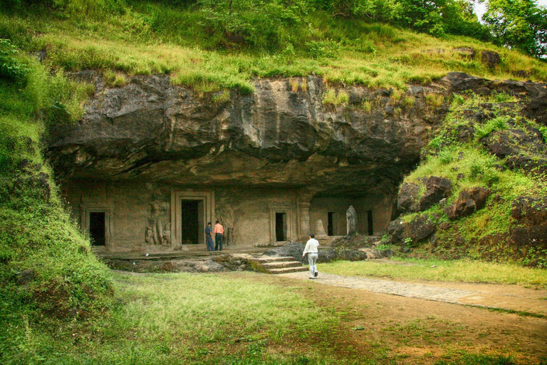 Mumbai: Private Stadtrundfahrt mit Elephanta-HöhlenElephanta-Höhlen und Sightseeing-Tour vom Flughafengelände aus