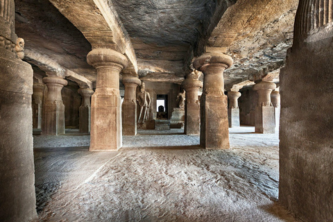 Mumbai: Private Stadtrundfahrt mit Elephanta-HöhlenElephanta-Höhlen und Sightseeing-Tour vom Flughafengelände aus