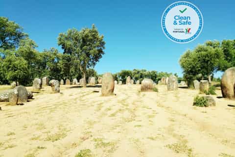 Evora and Megalithic Circuit 10 Hour Private Tour