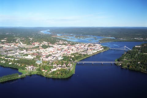 Rovaniemi : Visite guidée en canoë avec visite du musée