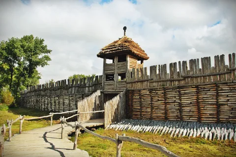 From Poznan: Gniezno, Biskupin, Wenecja Full-Day Trip