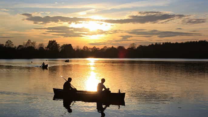rovaniemi canoeing under the midnight sun