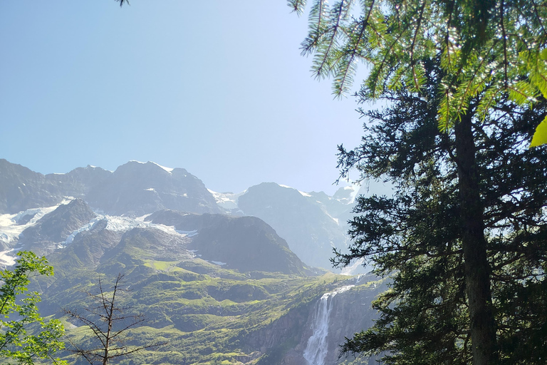 Off the beaten path -Waterfalls, streams and glaciers