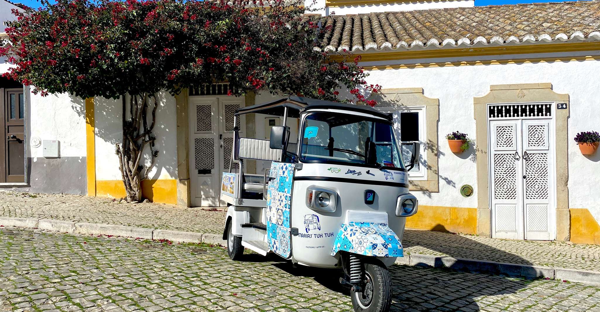 Tavira, Tuk-Tuk City Tour - Housity