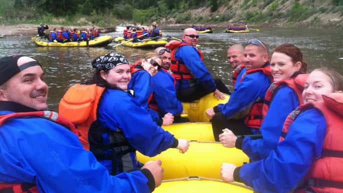 glenwood springs 1.5 hour mild raft tour on colorado river