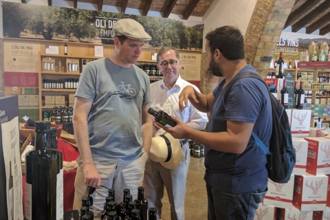 Girona: Lokale Weingutstour mit Frühstück und Weinprobe