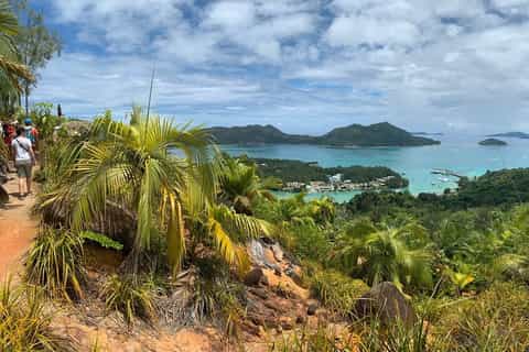 Praslin: Vallée de Mai and Anse Lazio Beach Full-day Tour