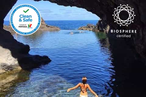 Skywalk & Porto Moniz Volcanic Pools with Open Roof 4x4 Tour