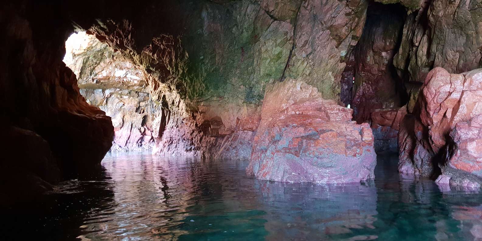 Peniche: Berlengas Roundtrip and Glass-Bottom Boat Cave Tour | GetYourGuide