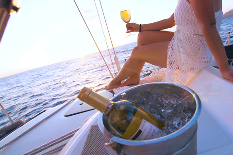 Los Cabos : Croisière partagée au coucher du soleilCroisière partagée à la voile au coucher du soleil à Cabo San Lucas SY