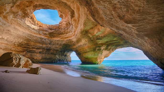 de portimão visite en bateau des grottes de benagil de 2 heures