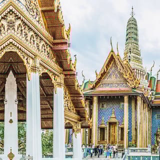 From Pattaya: Bangkok Temples Full-Day Tour