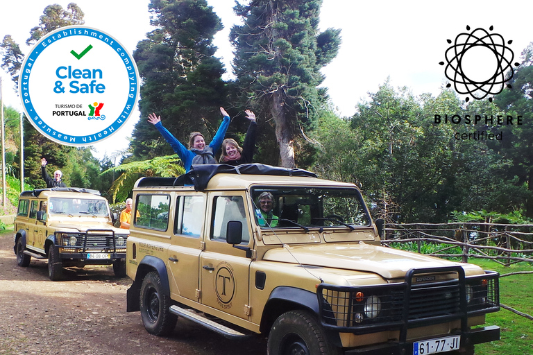 Visite privée d'une demi-journée à Madère Est ou Ouest en Jeep à toit ouvertExcursion d'une demi-journée privée à Madère-Est ou à l'Ouest par Jeep Open-Top