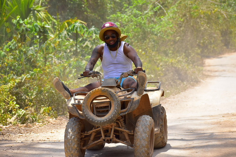 Cancun : Circuit dynamique avec quad, cenote et tyrolienneDOUBLE QUAD DE TULUM