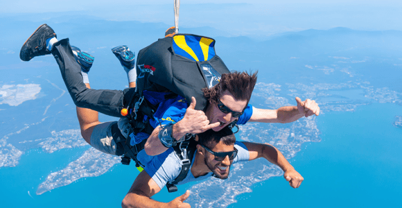 From Sydney: Tandem Skydive Experience over Newcastle Beach