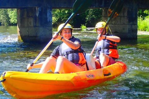 Viana do Castelo: tour en kayak en el río LimaTour en kayak con recogida y devolución en Guimarães