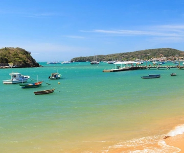Desde Río de Janeiro: paseo en barco por Búzios con almuerzo