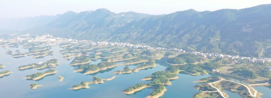 Excursion d'une journée au lac Xiandao – WILD & SPLASH