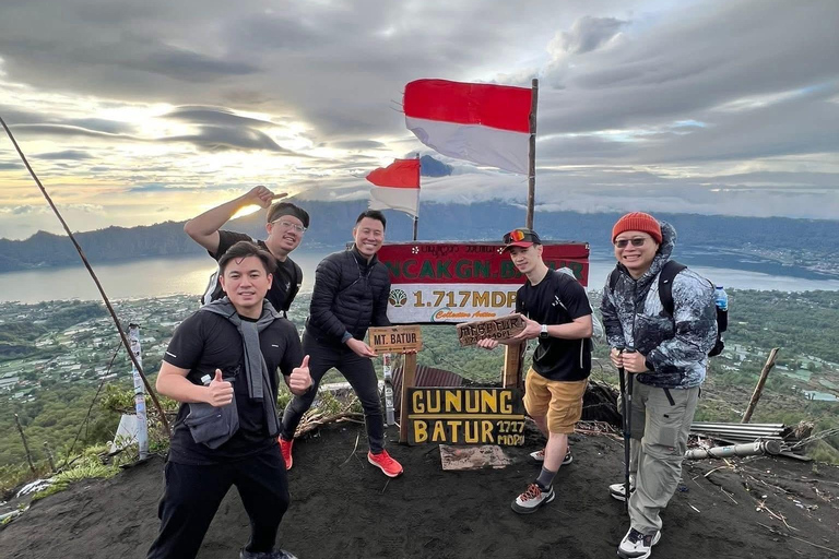 Mount Batur Sunrise Hiking – Sharing Tour with Ubud Pickup Meeting point - Group price option
