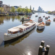アムステルダム：クラシック ボート クルーズ＆チーズとワインのオプション