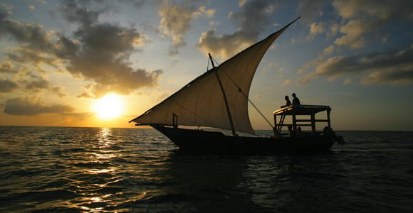 Stone Town: Traditional Dhow Sunset Cruise