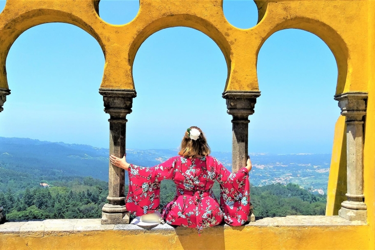 Z Lizbony: Sintra, Regaleira i Pena Palace Guided TourPrywatna całodniowa wycieczka