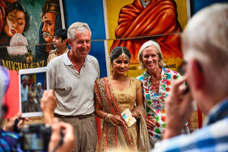 Bombaj: Półdniowa wycieczka do Bollywood StudioMumbai Bollywood Studio Półdniowa wycieczka po Bollywood