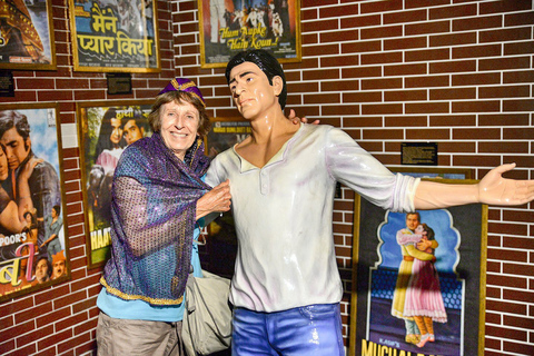 Mumbai: Bollywood Studio Half-Day Tour Mumbai Bollywood Studio Half-Day Bollywood Tour