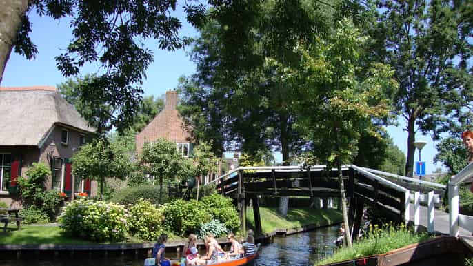 from amsterdam day trip to giethoorn and schokland
