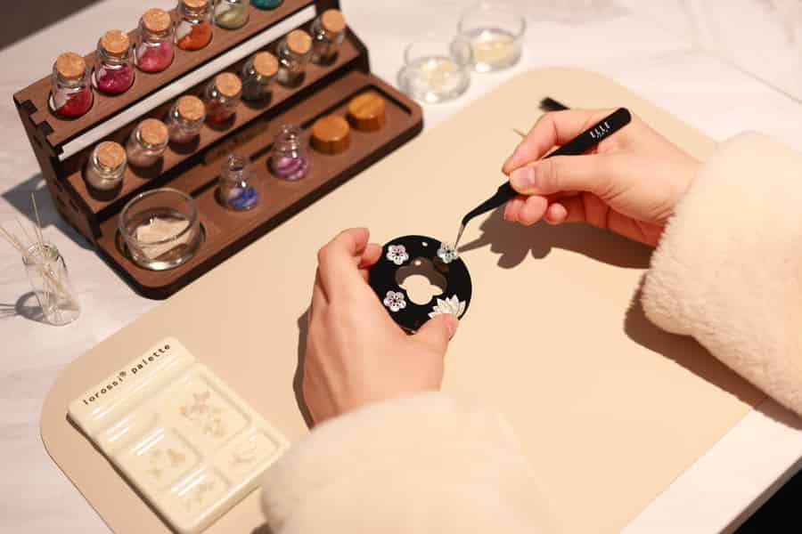 Seoul: Perlmutt-Schmuck-Workshop in Myeong-dong. Foto: GetYourGuide