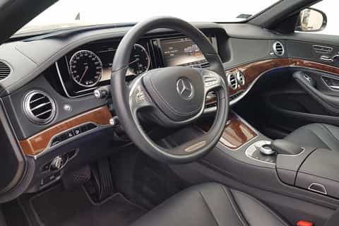 Budapest Private Airport Transfer in S-Class Mercedes