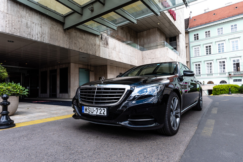 Budapest: 1-Way Private Luxury Airport Transfer Arrival Transfer