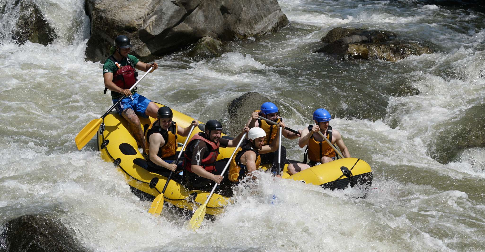 Krupnik, aventura de rafting en el río Struma - Housity