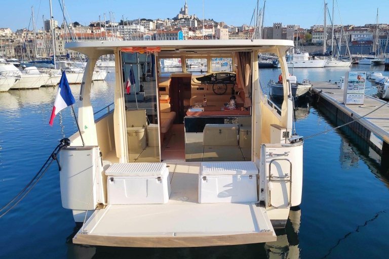 Marsella: Crucero en barco al atardecer con cena y bebidas