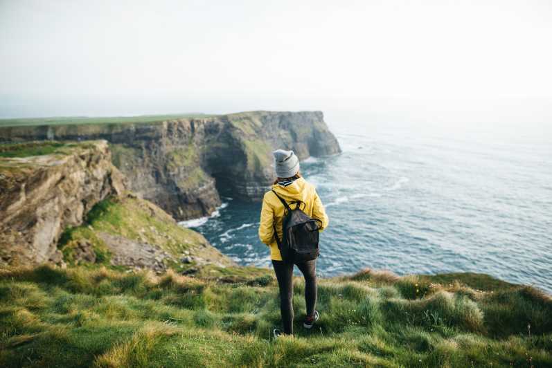 Ab Dublin: Tagestour Cliffs of Moher und Galway