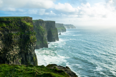 Dublin: Dagstur till Cliffs of Moher, Doolin, Burren och GalwayDublin, Mohers klippor Dagsutflykt till Cliffs of Moher, Doolin, Burren och Galway