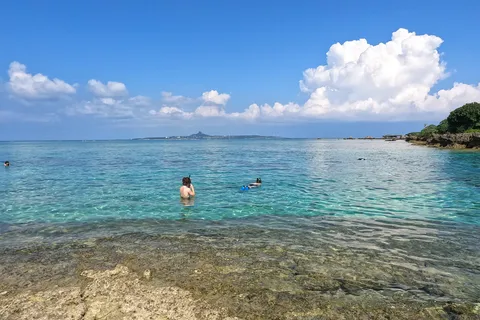 Okinawa: Tour privato della spiaggia e dello snorkeling