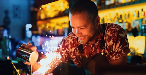 Melbourne Independent Laneway Bars Tour with Drink Included