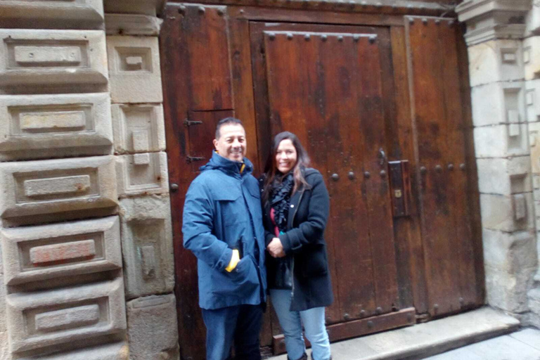 Bilbao: Personalized Guided Tour With a Local Bilbao: 2-Hour Personalized Guided Tour With a Local