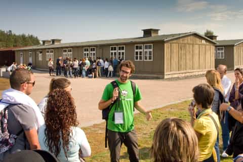 Berlin: Sachsenhausen Memorial 6-Hour Tour in Spanish