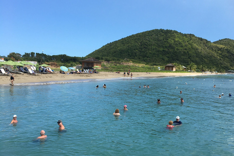 Da Basseterre: tour delizia sulla spiaggia caraibica