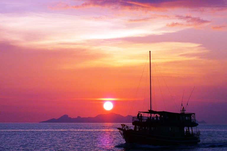 Mu Ko Ang Thong Park: Semi-private Sunset Cruise Tour