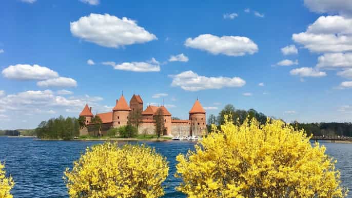 vilnius halfday sightseeing tour to trakai
