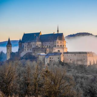 Luxemburg: hop on, hop off natuur- en kastelendagtour