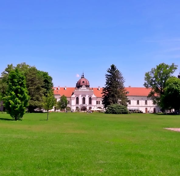 Au départ de Budapest : Visite du Palais de la Reine Elisabeth à Gödöllő