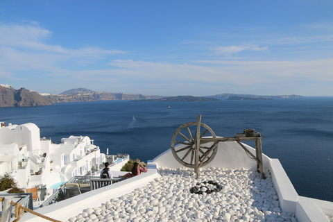 Santorini: servizio di autista privato di 4 oreSantorini: trasferimento privato di 4 ore e servizio di guida