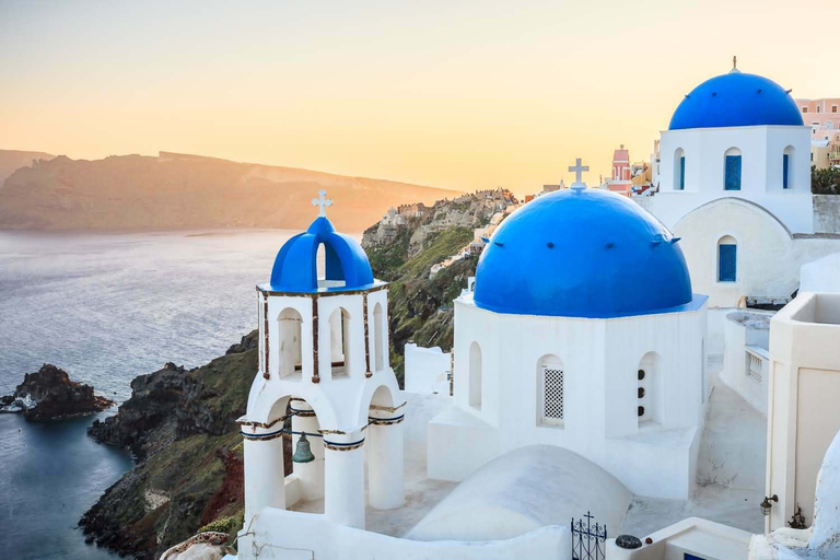 Santorini: Private 4-Hour Transfer and Guide Service